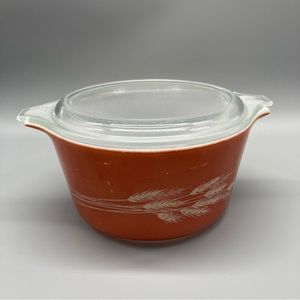 Pyrex Bowl w/lid Wheatgrass Pattern